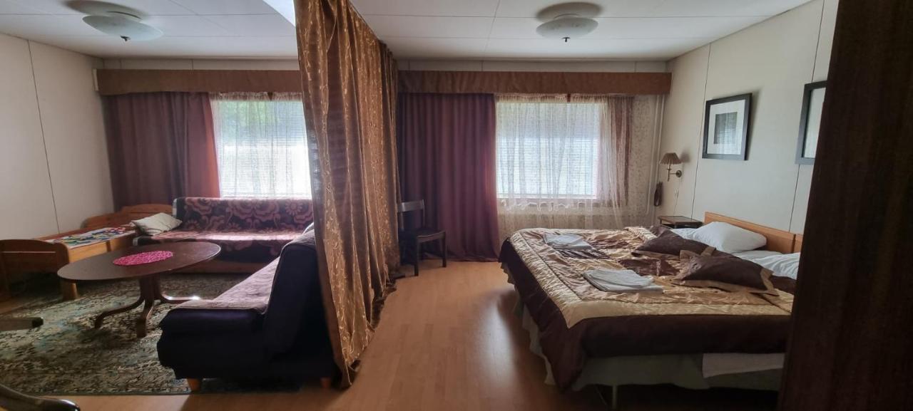 Hotel Villa Vanessa Siltakyla Luaran gambar